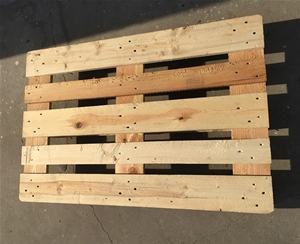 蕪湖塑料托盤(pán)使用時(shí)的注意事項(xiàng)有哪些